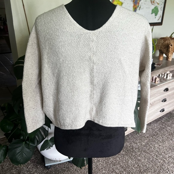 Brandy Melville Cream Open Cardigan - Picture 3 of 6